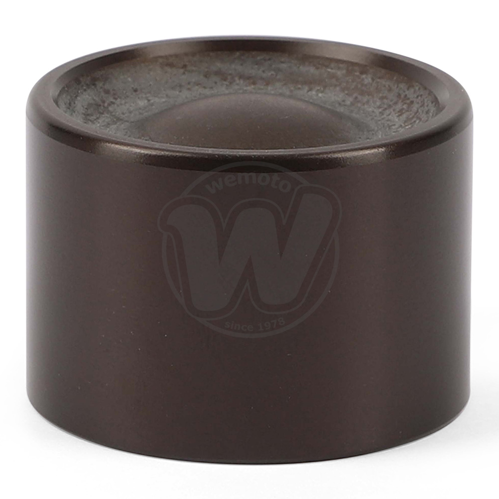 0HV3196_ae9306 three.jpg